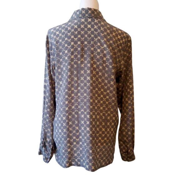 Jaeger Vintage 100% Silk Button Up Top Size Small Gray Feminine Career Preppy - Picture 2 of 7